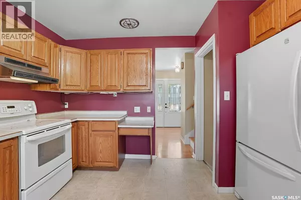 Saskatoon, SK S7H2Z9,515 GARRISON CRESCENT