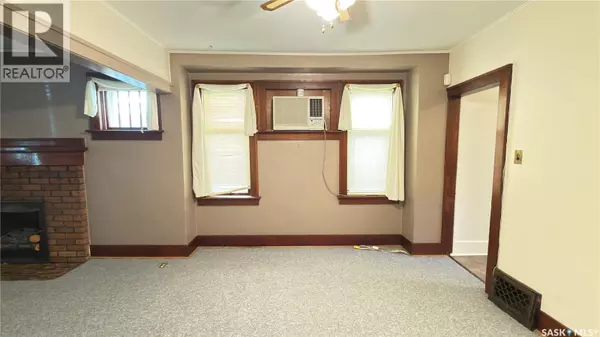Regina, SK S4T3W8,2041 McTavish STREET