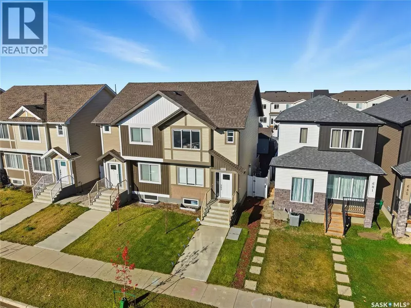 677 Feheregyhazi BOULEVARD, Saskatoon, SK S7W0Z4