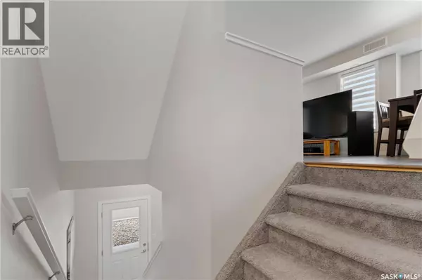 Regina, SK S4V3P6,206 3351 Green Poppy STREET