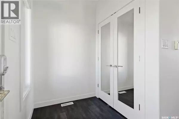 Regina, SK S4V3N6,3302 Green Turtle ROAD