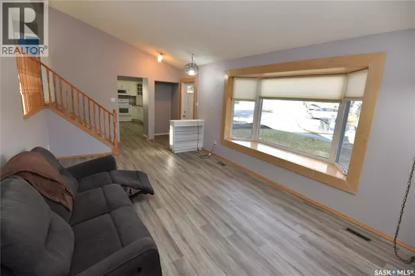 Nipawin, SK S0E1E0,1211 1st STREET E