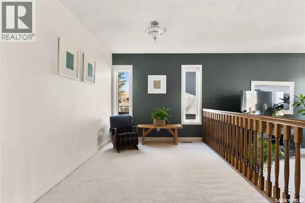 Regina, SK S4Y1C6,238 Hector CRESCENT N