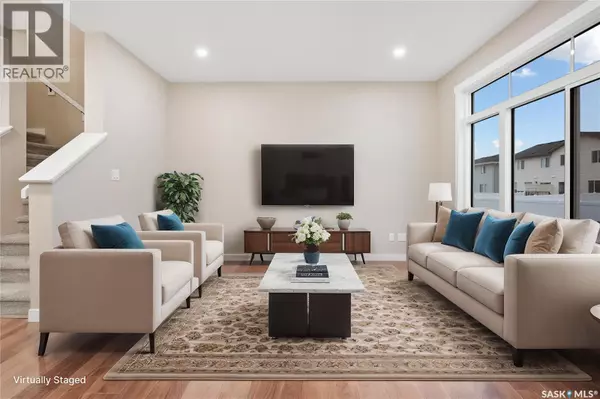 Saskatoon, SK S7M5N8,415 Kinloch CRESCENT