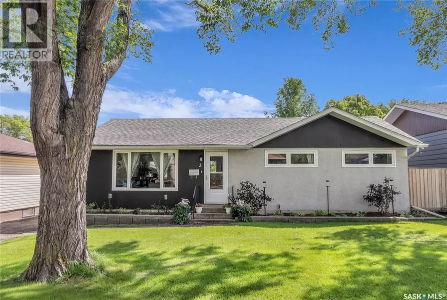 3 Kusch CRESCENT, Saskatoon, SK S7L3T4