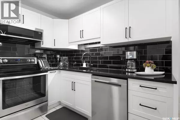 112 Cedar Meadow DRIVE, Regina, SK S4X3J6