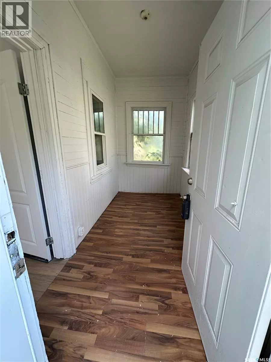 Saskatoon, SK S7M2Z7,127 S AVENUE S