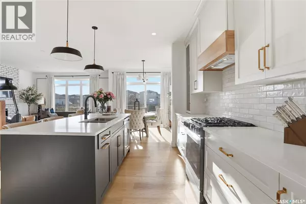 Saskatoon, SK S7V1T1,606 Pepper BEND