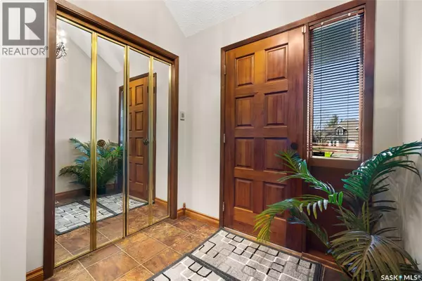 Regina, SK S4T6L4,55 Duncan CRESCENT