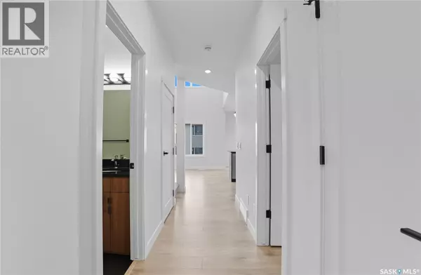 Saskatoon, SK S7V1V8,907 Traeger MANOR