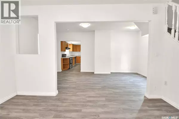 Saskatoon, SK S7L0S4,202 32nd STREET W