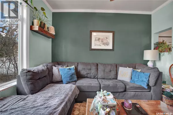 Saskatoon, SK S7L2C1,421 H AVENUE N