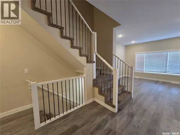 Saskatoon, SK S7T0Z1,127 315 Dickson CRESCENT