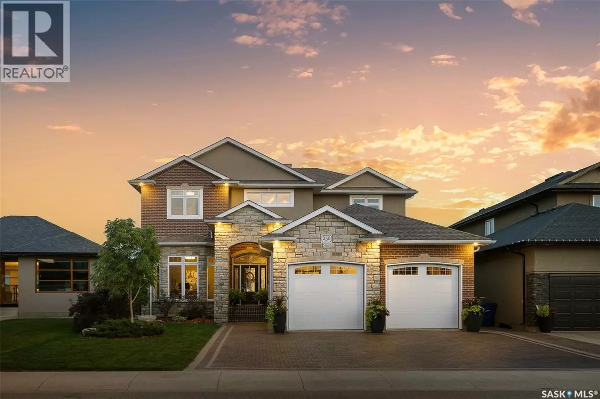 Saskatoon, SK S7T0E6,250 Whalley CRESCENT