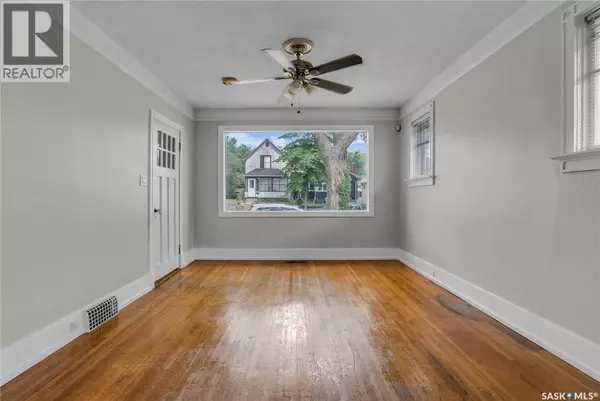 Saskatoon, SK S7L0K1,107 28th STREET W