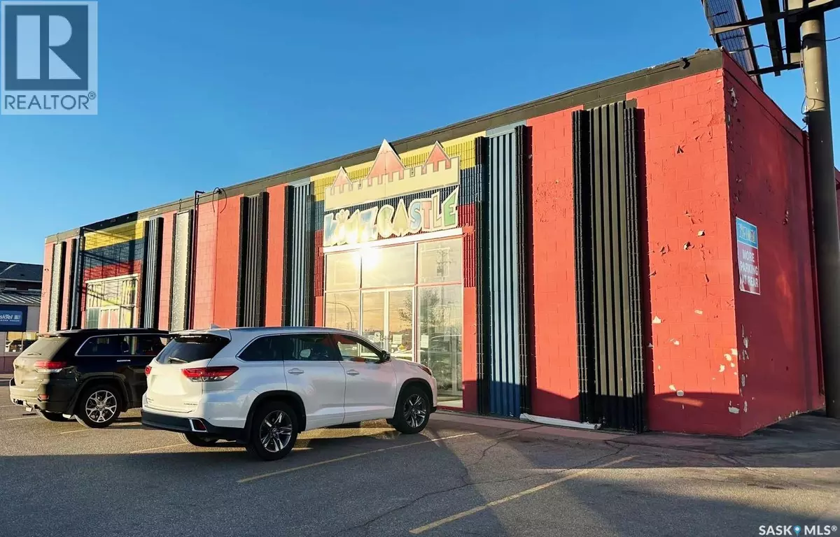 Saskatoon, SK S7K3T7,714 Circle DRIVE N