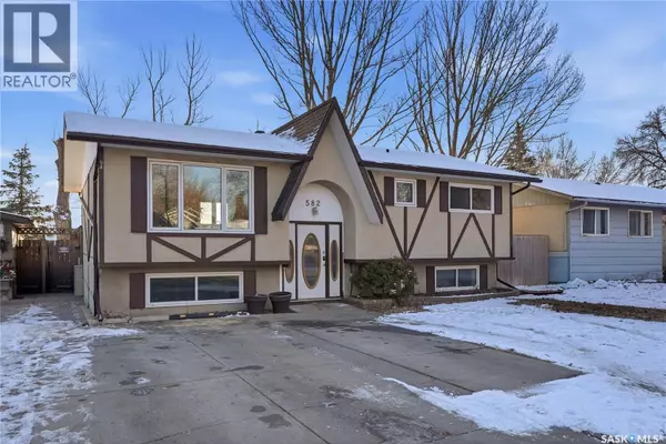 582 APPLEBY DRIVE, Saskatoon, SK S7M4B8