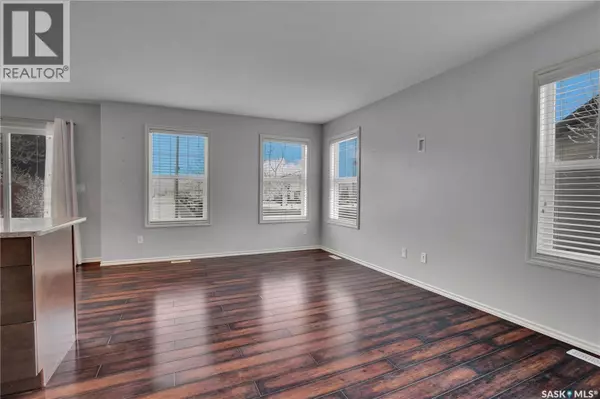 Saskatoon, SK S7T0G8,301 615 Lynd CRESCENT