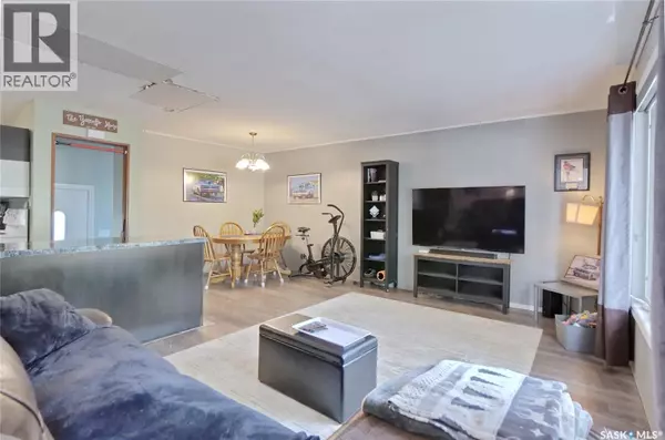 Chaplin, SK S0H0V0,606 6th STREET W