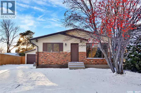 111 Stechishin CRESCENT, Saskatoon, SK S7K5P5