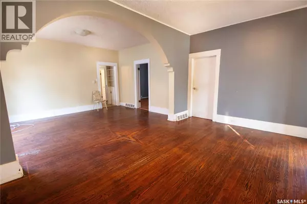 North Battleford, SK S9A1N5,1131 104th STREET