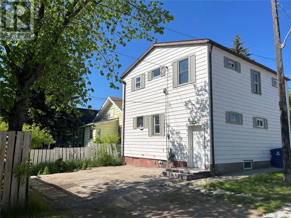 202 L AVENUE S, Saskatoon, SK S7M2H3