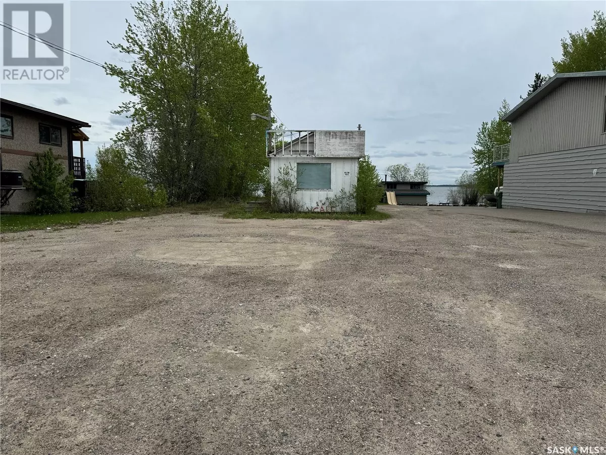 La Ronge, SK S0J1L0,1305 La Ronge AVENUE