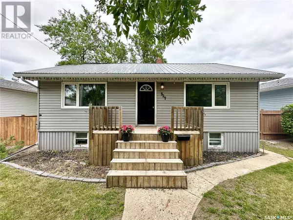 Weyburn, SK S4H1X9,327 4th AVENUE S