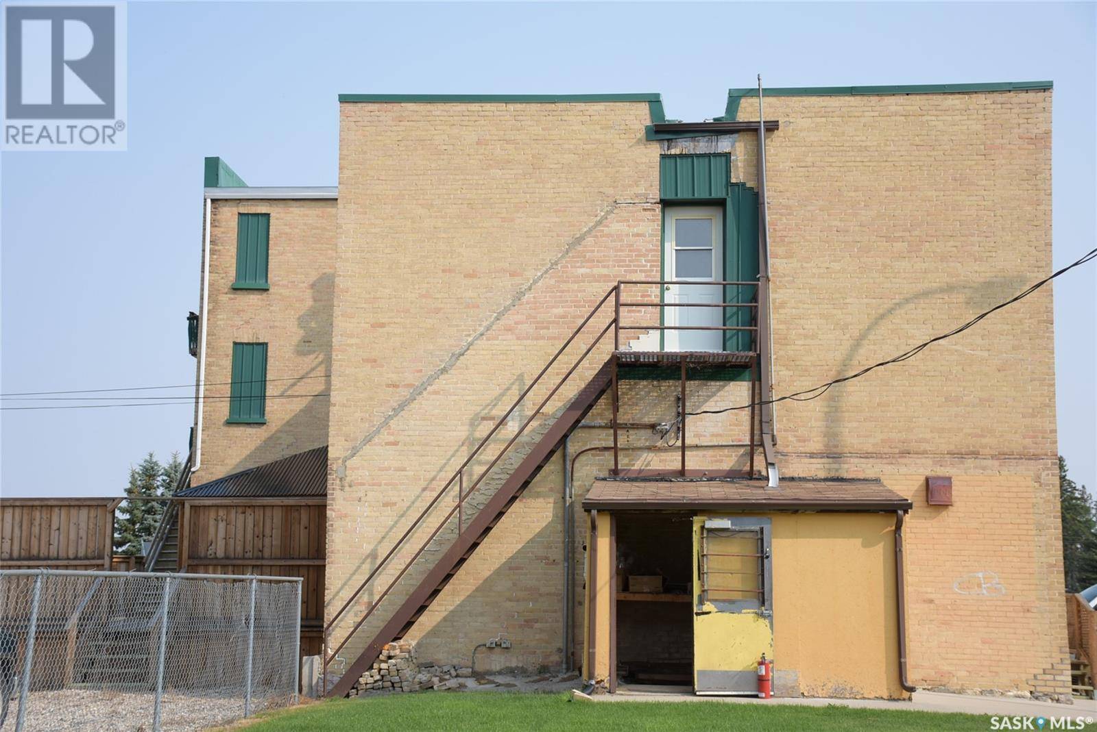 Lipton, SK S0G3B0,102 Main STREET