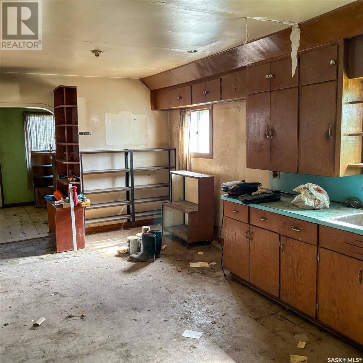 Simpson, SK S0G4M0,313 Saskatchewan AVENUE S