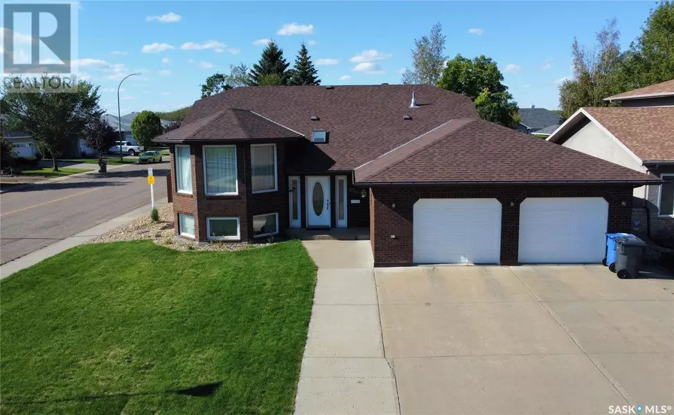 2501 Blue Jay CRESCENT, North Battleford, SK S9A3Z3