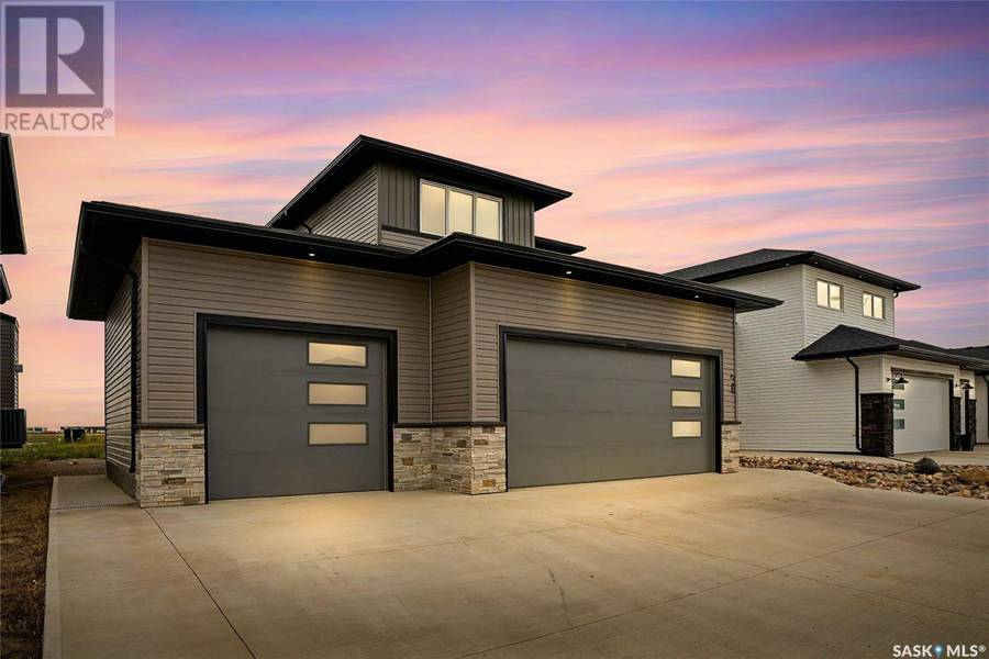 38 Clunie COURT, Moose Jaw, SK S6J0E3