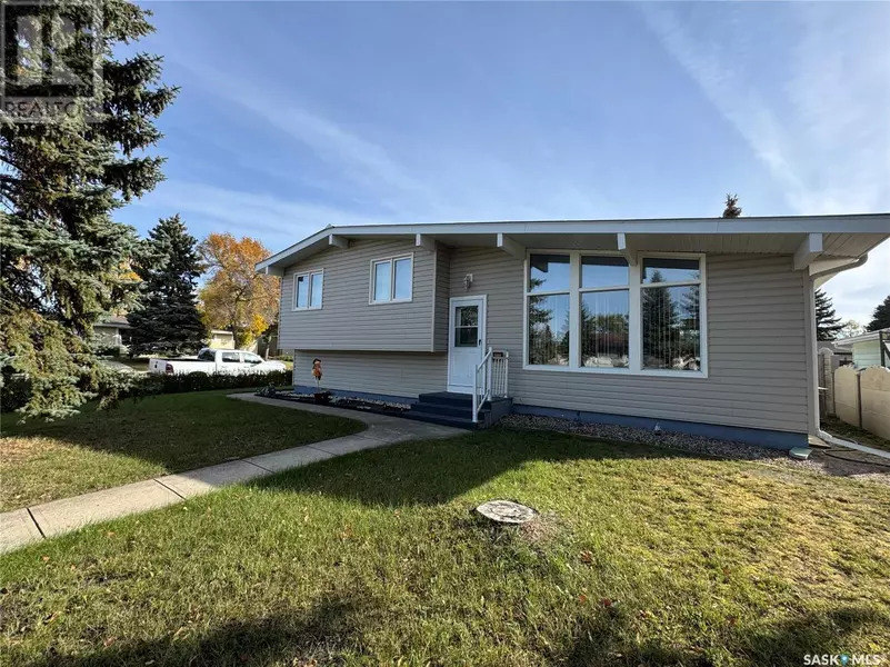 3 Rosefield DRIVE, Yorkton, SK S3N2R3