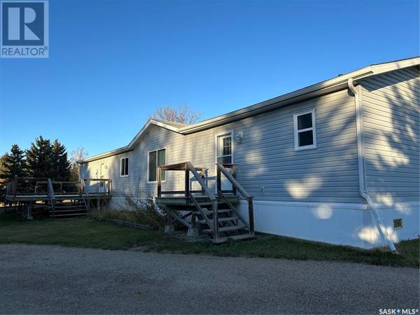 208 2nd CRESCENT, Alameda, SK S0C0A0