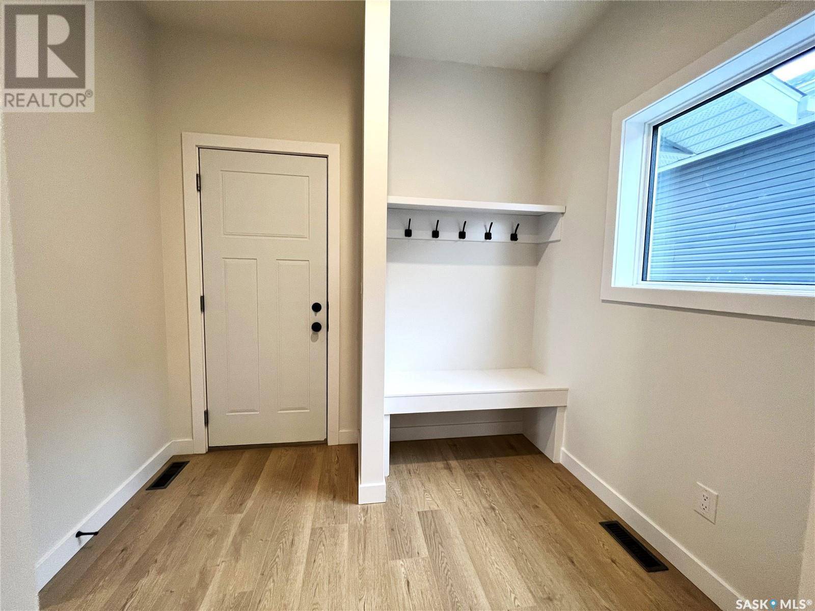 Humboldt, SK S0K2A0,10 Aspen PLACE