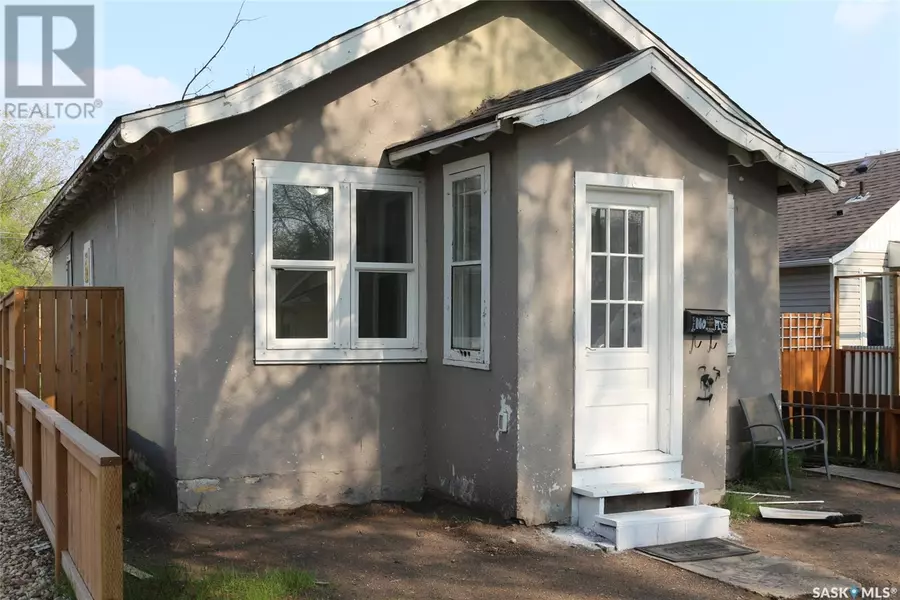 116 J AVENUE S, Saskatoon, SK S7M2A1