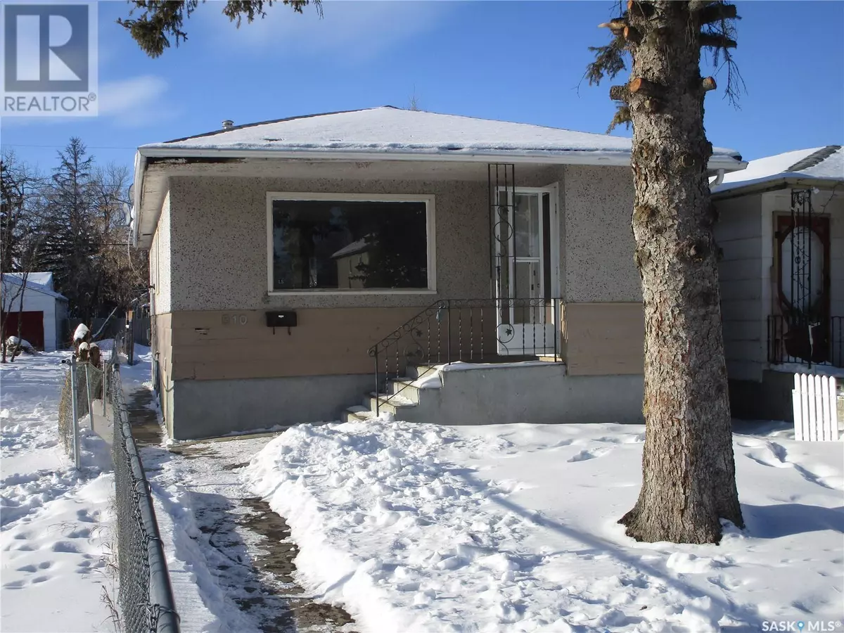 Regina, SK S4T2M3,810 Robinson STREET