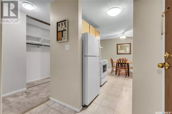 Saskatoon, SK S7N2V4,735 510 Prairie AVENUE