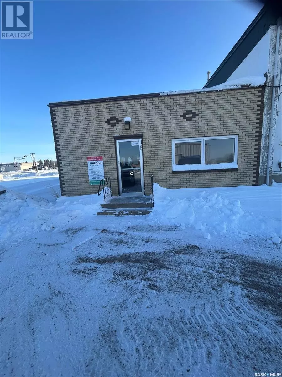 Canora, SK S0A0L0,402 First AVENUE W