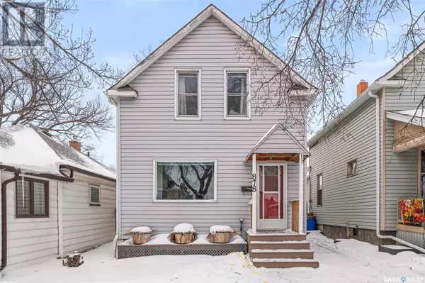 878 5th AVENUE NW, Moose Jaw, SK S6H3Y3