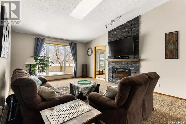 Regina, SK S4V2T4,3544 Canterbury PLACE E