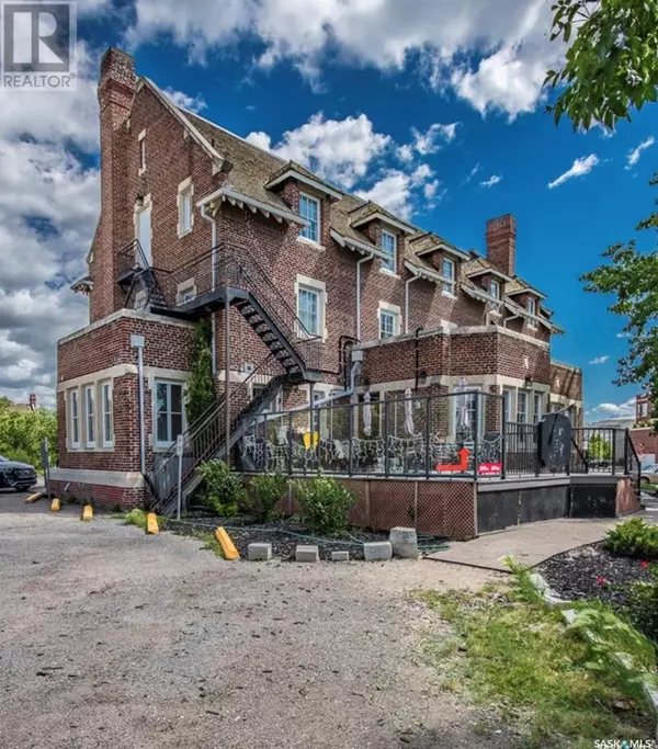 1 2445 BROAD STREET, Regina, SK S4P0C7