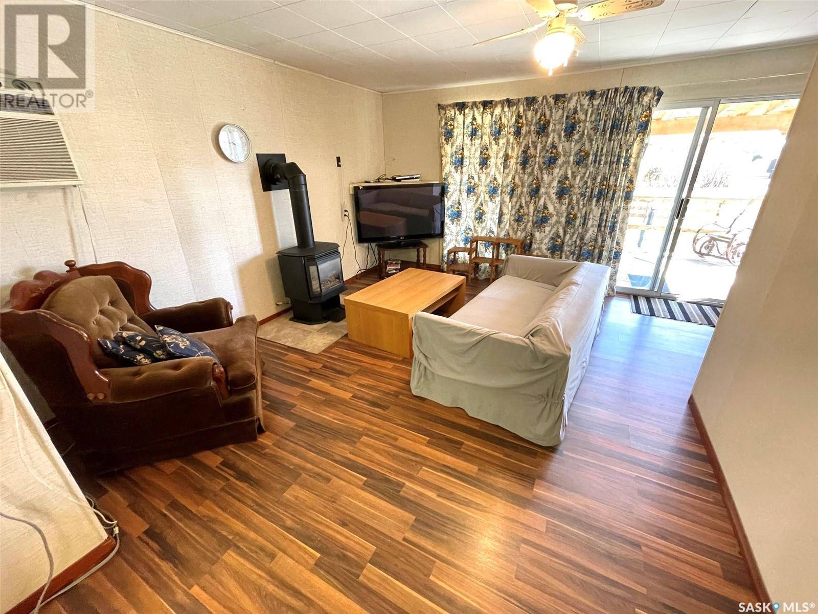 Aquadeo, SK S0M0L0,361 Mariner AVENUE