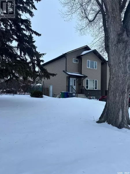 230 K AVENUE N, Saskatoon, SK S7L2M3