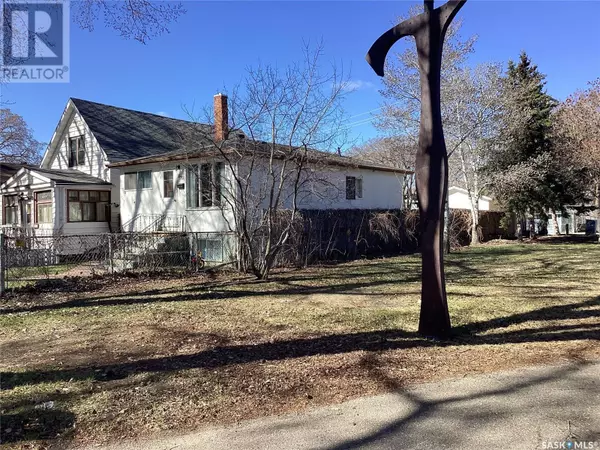 Regina, SK S4P1J5,1840 Quebec STREET