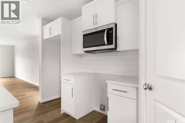 Regina, SK S4V4B4,5416 Nicholson AVENUE