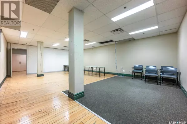 Regina, SK S4R1Y2,202 1275 BROAD STREET