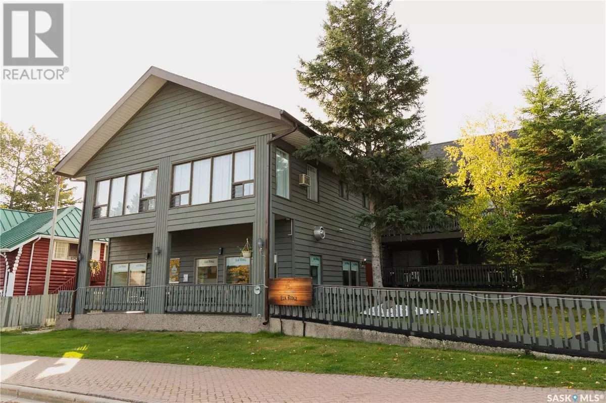 Prince Albert National Park, SK S0J2Y0,827 Lakeview DRIVE