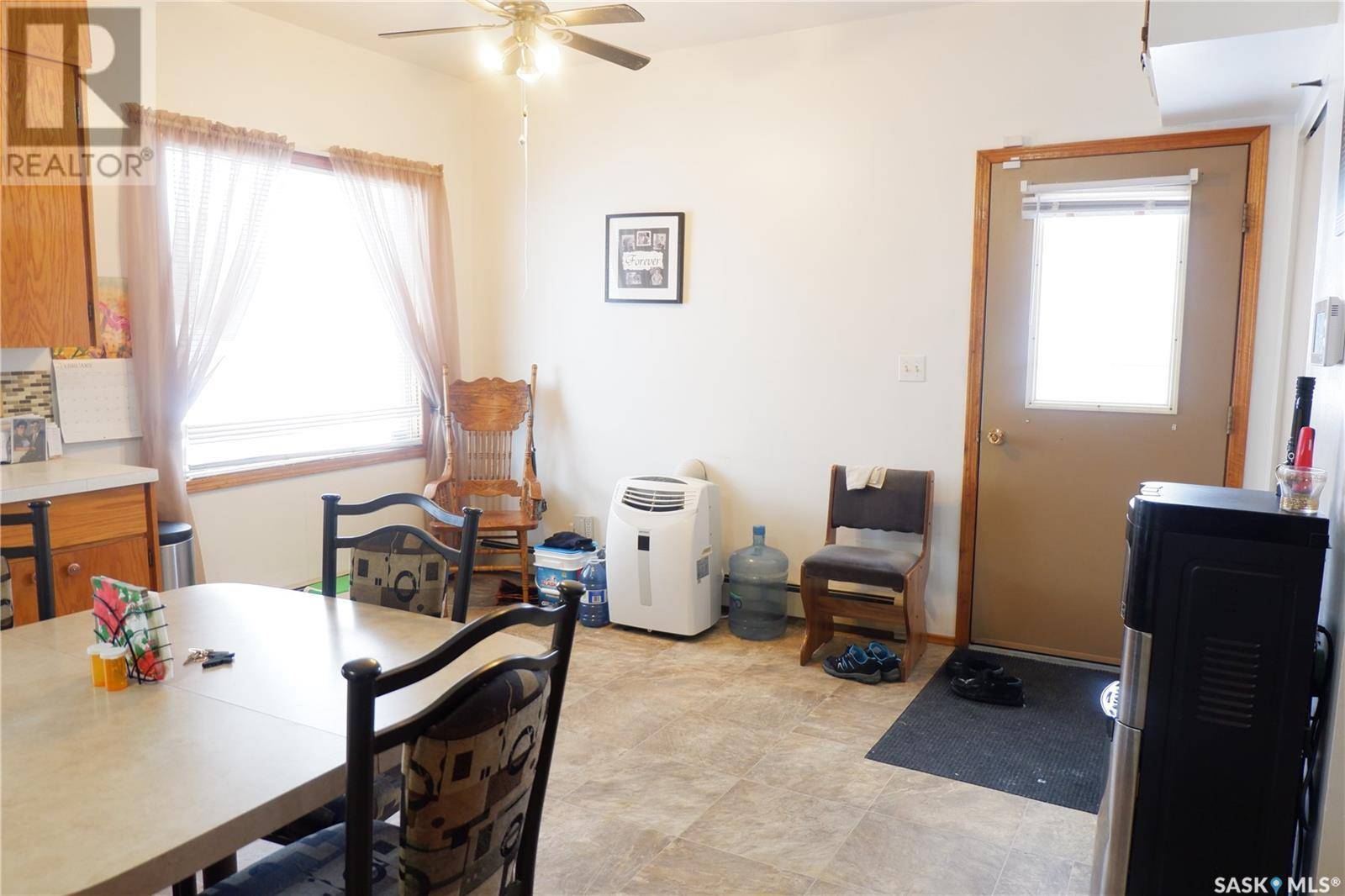Assiniboia, SK S0H0B0,500 5th AVENUE W