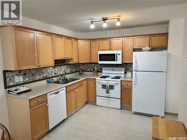 Regina, SK S4P4V8,2229 Treetop LANE